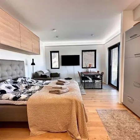 Lomavuokra Hanko, Laituri B4, Itaesatama * Hanko